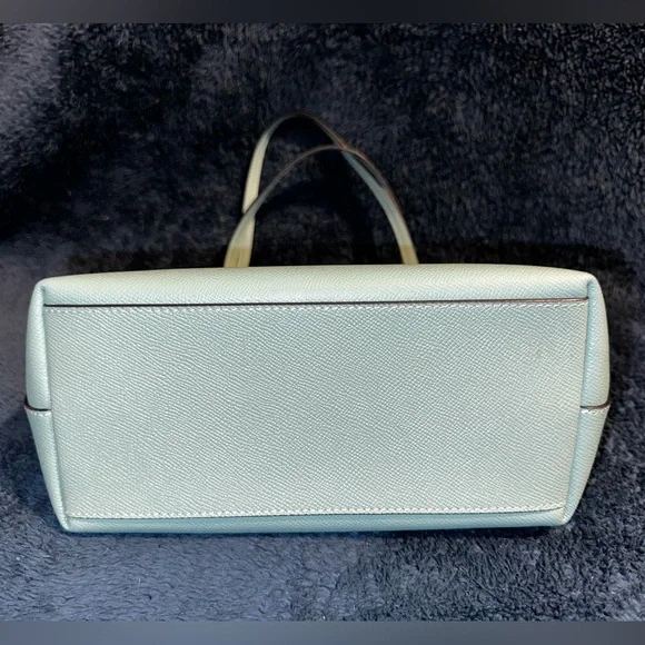 Authentic Coach tote - Picture 3 of 3